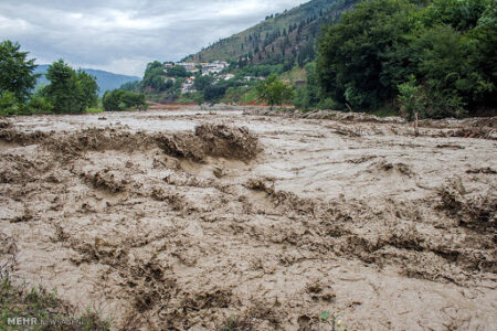 خسارت ۳۰۰ میلیارد ریالی باران به راه های گنبد کاووس