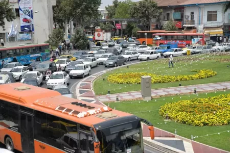 اجرای طرح های جدید ترافیکی در گرگان/ ۶۰ دستگاه اتوبوس به به ناوگان حمل و نقل شهرداری اضافه می شود