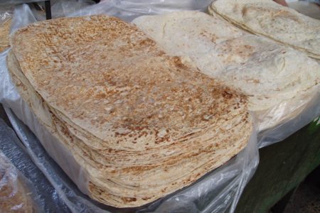 ۹۰۰ تن آرد به سهمیه نانوایی‌های گلستان افزوده می‌شود